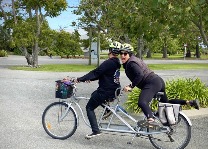 NZ Cycling the Wineries